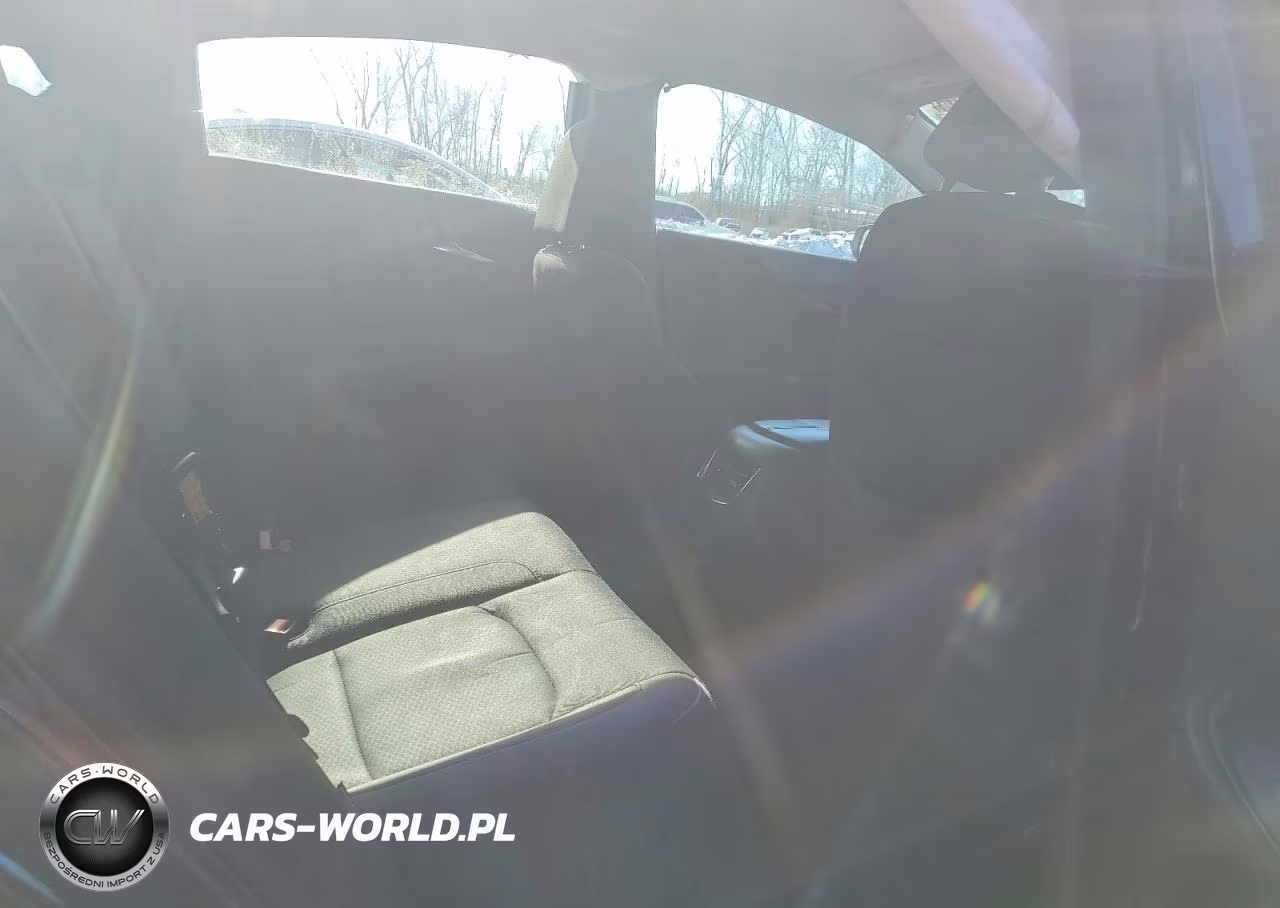 2017 Chevrolet Malibu Lt VIN:1G1ZE5ST1HF220553 - 10