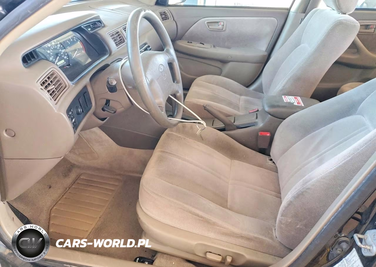 1999 Toyota Camry Le VIN:JT2BG28K9X0309717 - 7