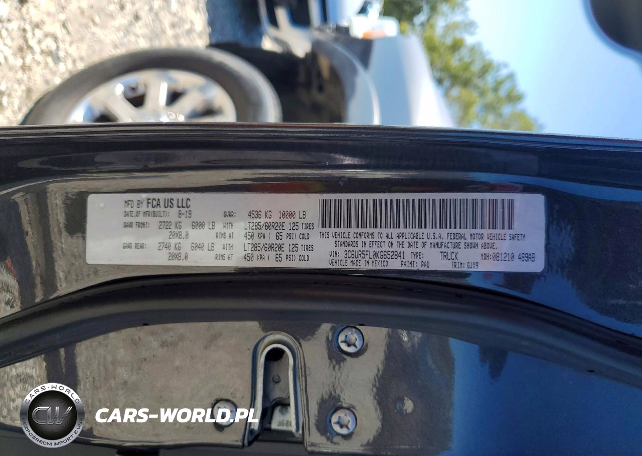 2019 Ram 2500 Laramie VIN:3C6UR5FL0KG652841 - 13