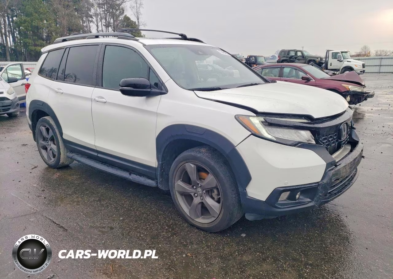 2020 Honda Passport Touring VIN:5FNYF8H99LB000930 - 4