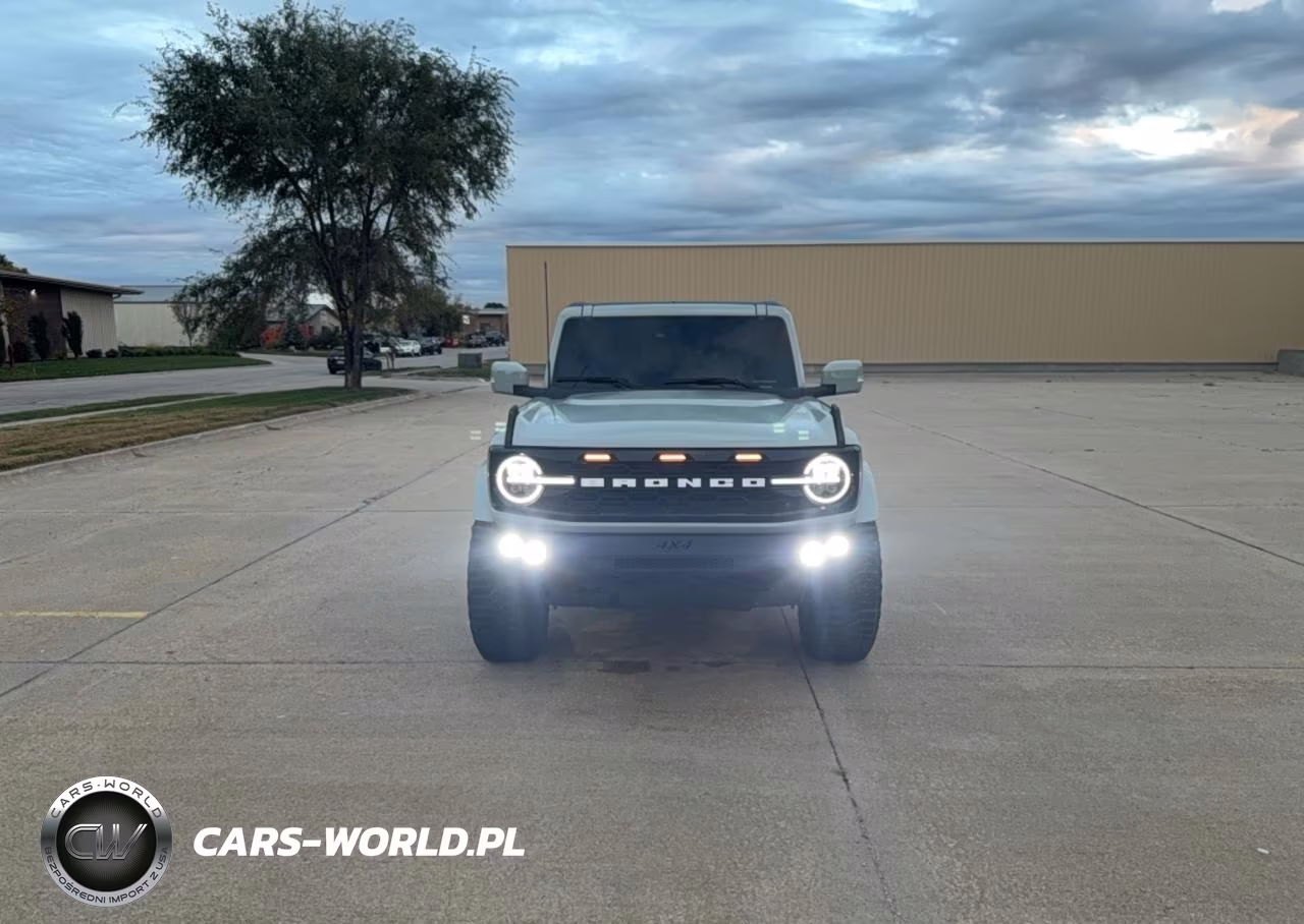 2024 Ford Bronco Outer Banks VIN:1FMEE8BP8RLA33402 - 11