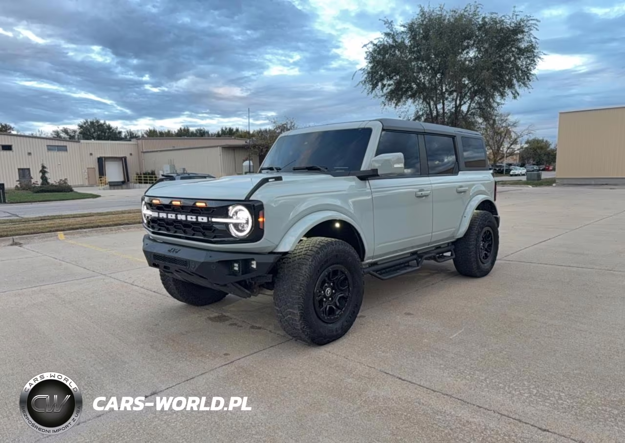 2024 Ford Bronco Outer Banks VIN:1FMEE8BP8RLA33402 - 2