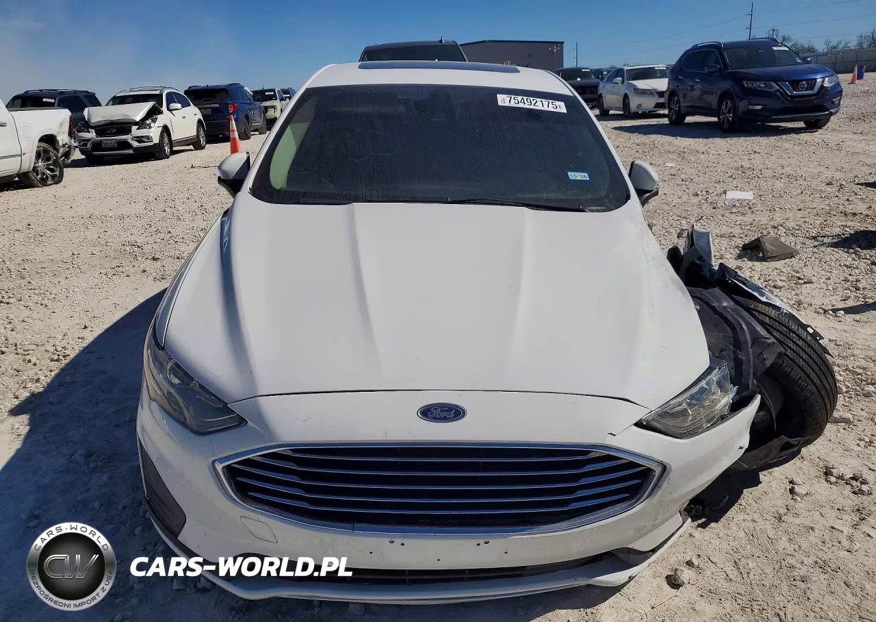 2019 Ford Fusion VIN:3FA6P0LU4KR104987 - 5