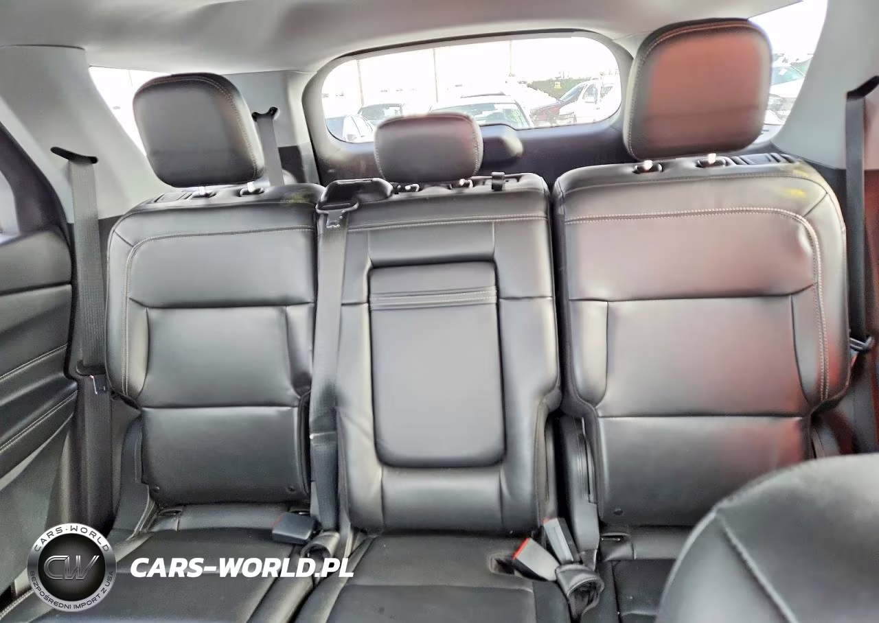 2022 Ford Explorer Xlt VIN:1FMSK8DH9NGC04100 - 10