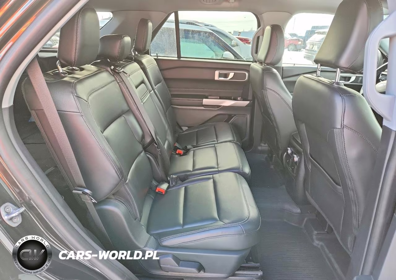 2022 Ford Explorer Xlt VIN:1FMSK8DH9NGC04100 - 11