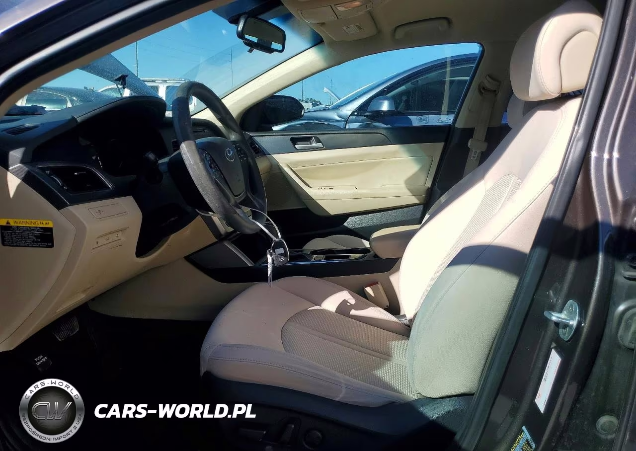 2016 Hyundai Sonata Sport VIN:5NPE34AF3GH411218 - 7