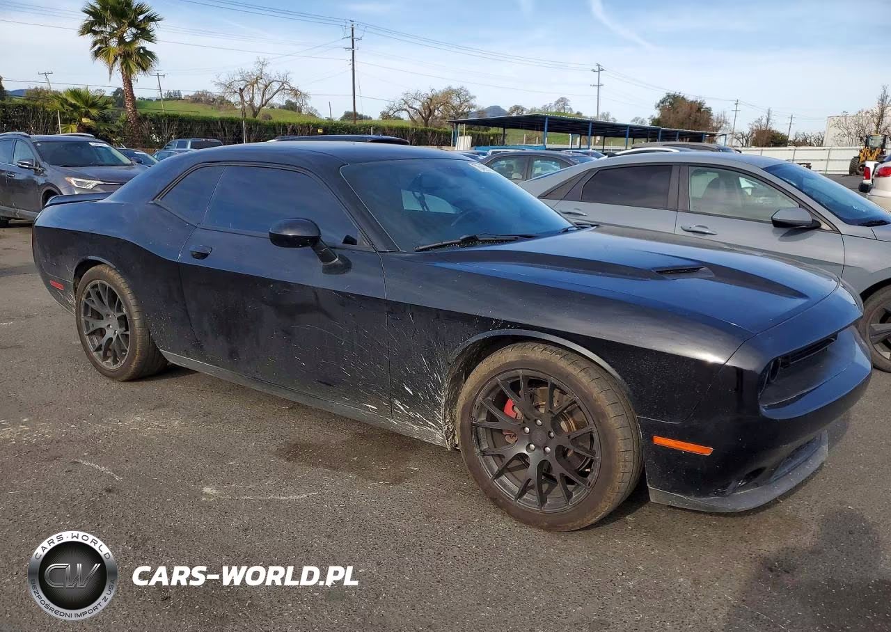 2019 Dodge Challenger Sxt VIN:2C3CDZAG5KH596646 - 4