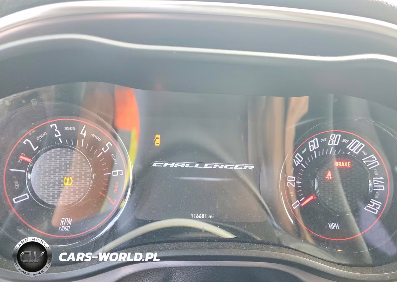 2019 Dodge Challenger Sxt VIN:2C3CDZAG5KH596646 - 9