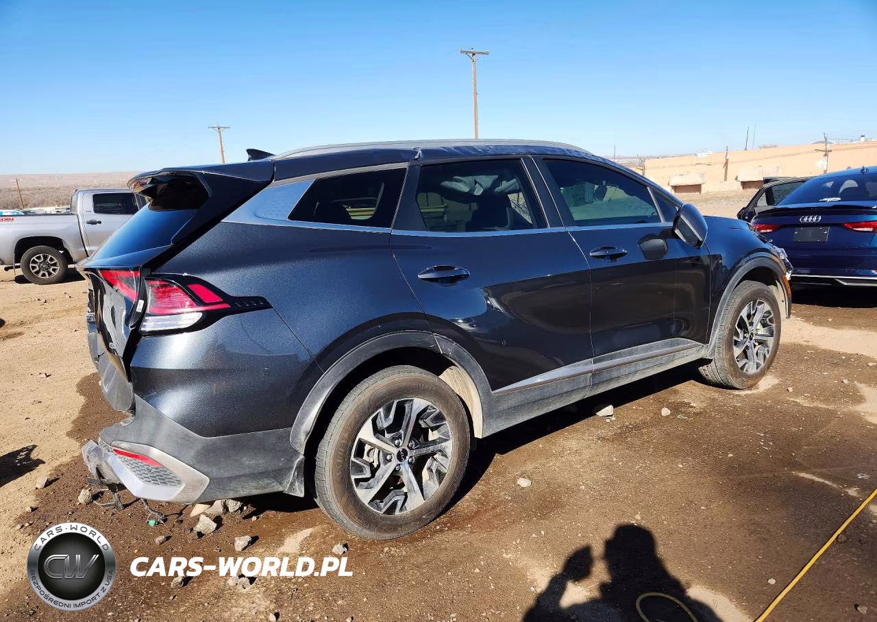 2023 Kia Sportage Ex VIN:KNDPVCAF5P7125856 - 3