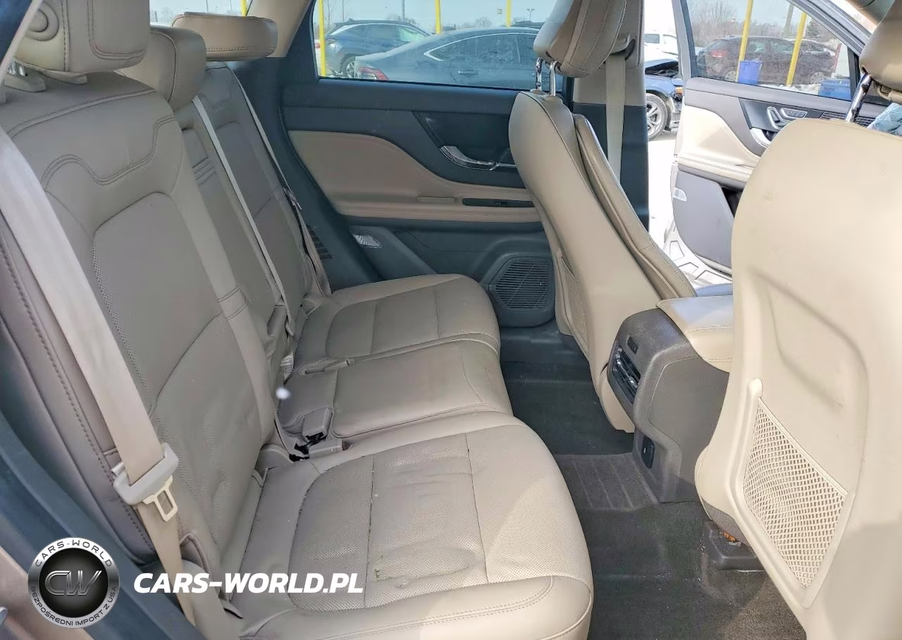 2020 Lincoln Corsair VIN:5LMCJ1C93LUL28237 - 11