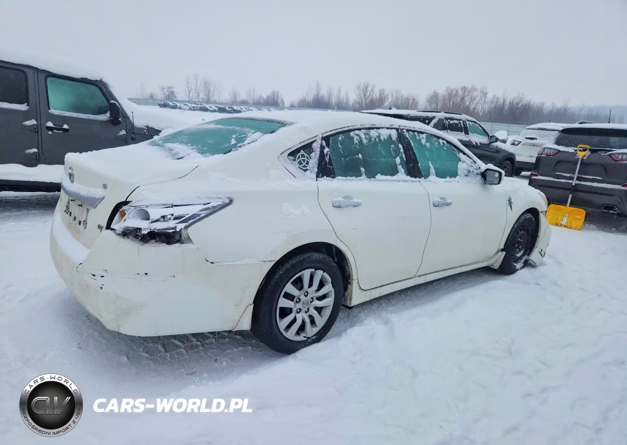 2015 Nissan Altima 2.5 VIN:1N4AL3APXFC496348 - 3
