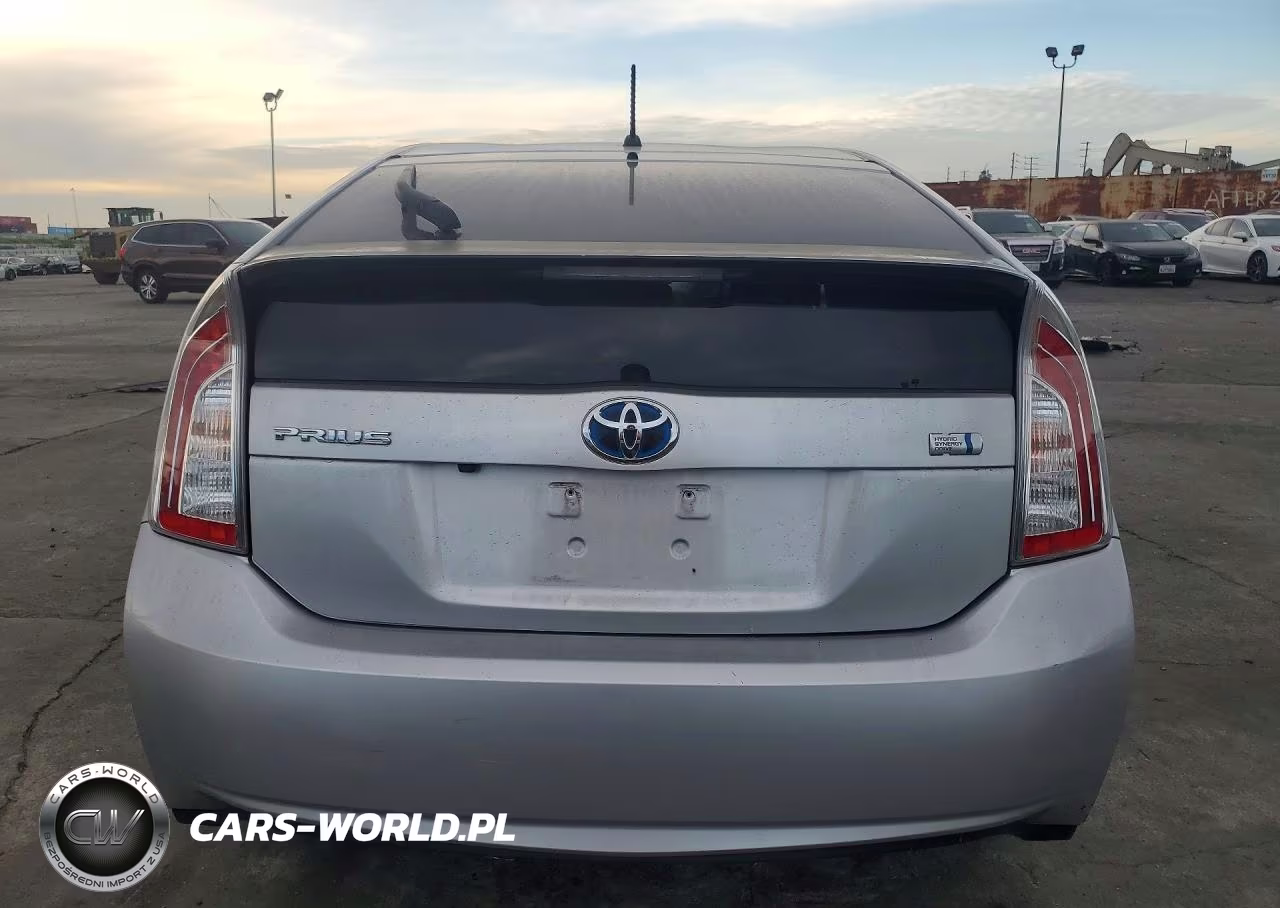 2015 Toyota Prius VIN:JTDKN3DU6F2002972 - 6