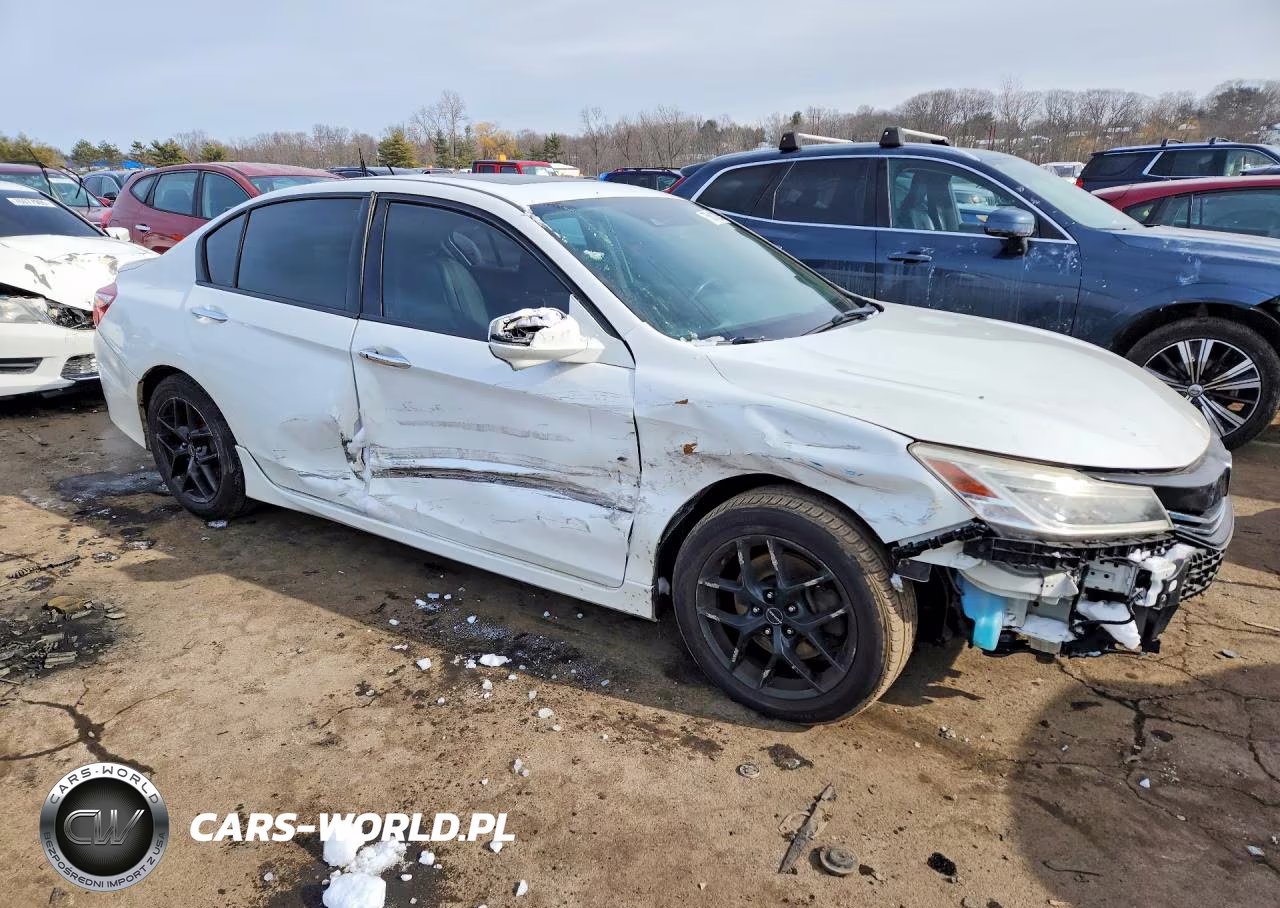 2017 Honda Accord Touring VIN:1HGCR3F96HA042089 - 4