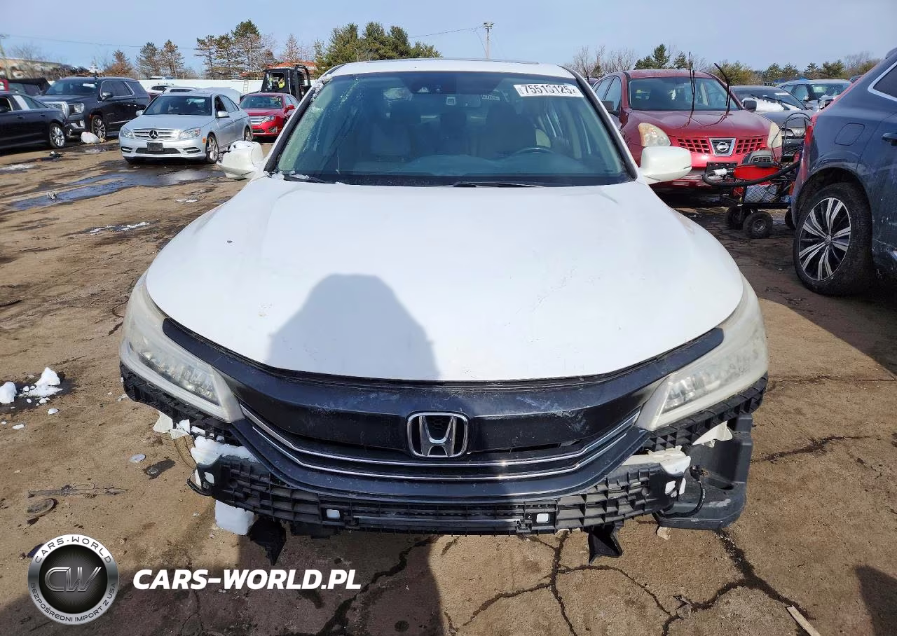 2017 Honda Accord Touring VIN:1HGCR3F96HA042089 - 5