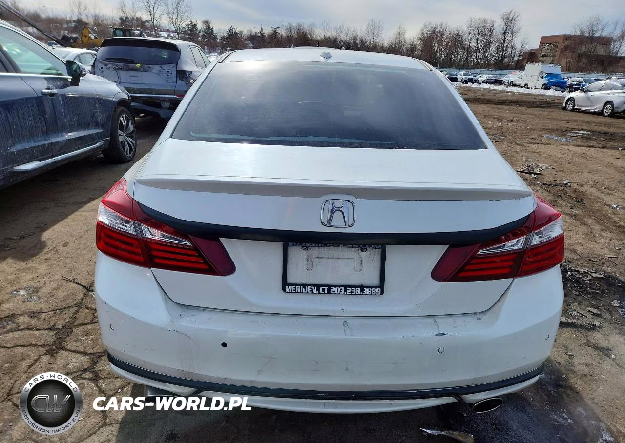 2017 Honda Accord Touring VIN:1HGCR3F96HA042089 - 6