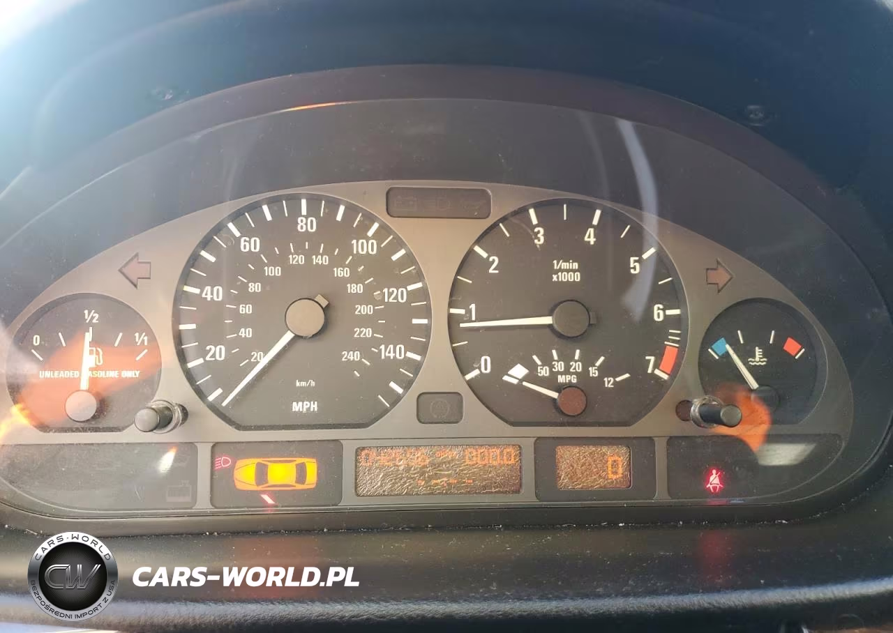 2004 BMW 325 I VIN:WBAEV334X4KR32754 - 9