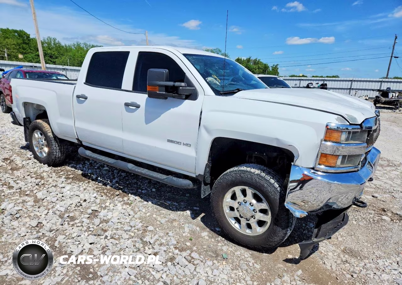 2016 Chevrolet Silverado K2500 Heavy Duty VIN:1GC1KUEG4GF258637 - 4
