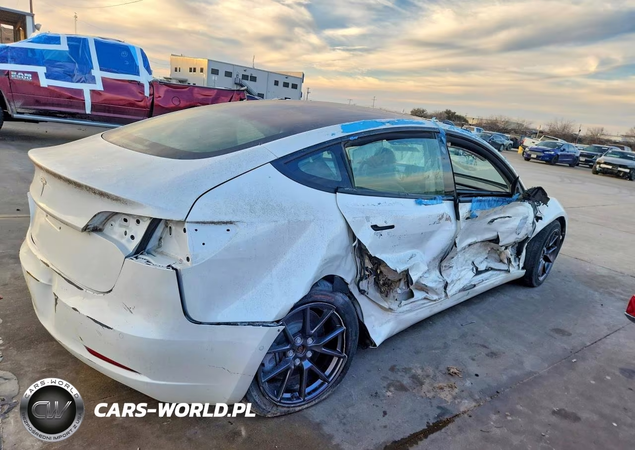 2021 Tesla Model 3 VIN:5YJ3E1EA1MF996096 - 3