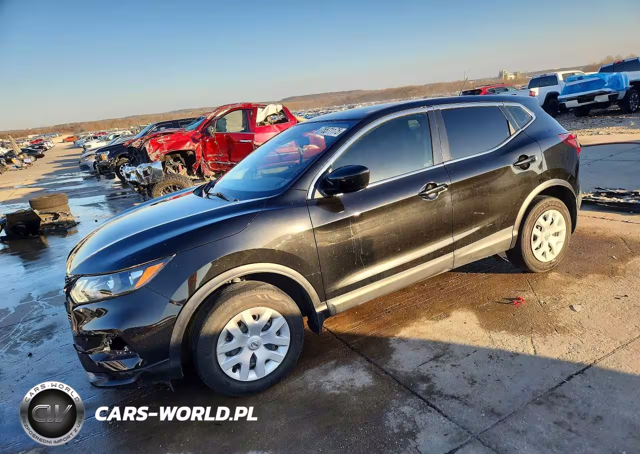 2020 Nissan Rogue Sport S