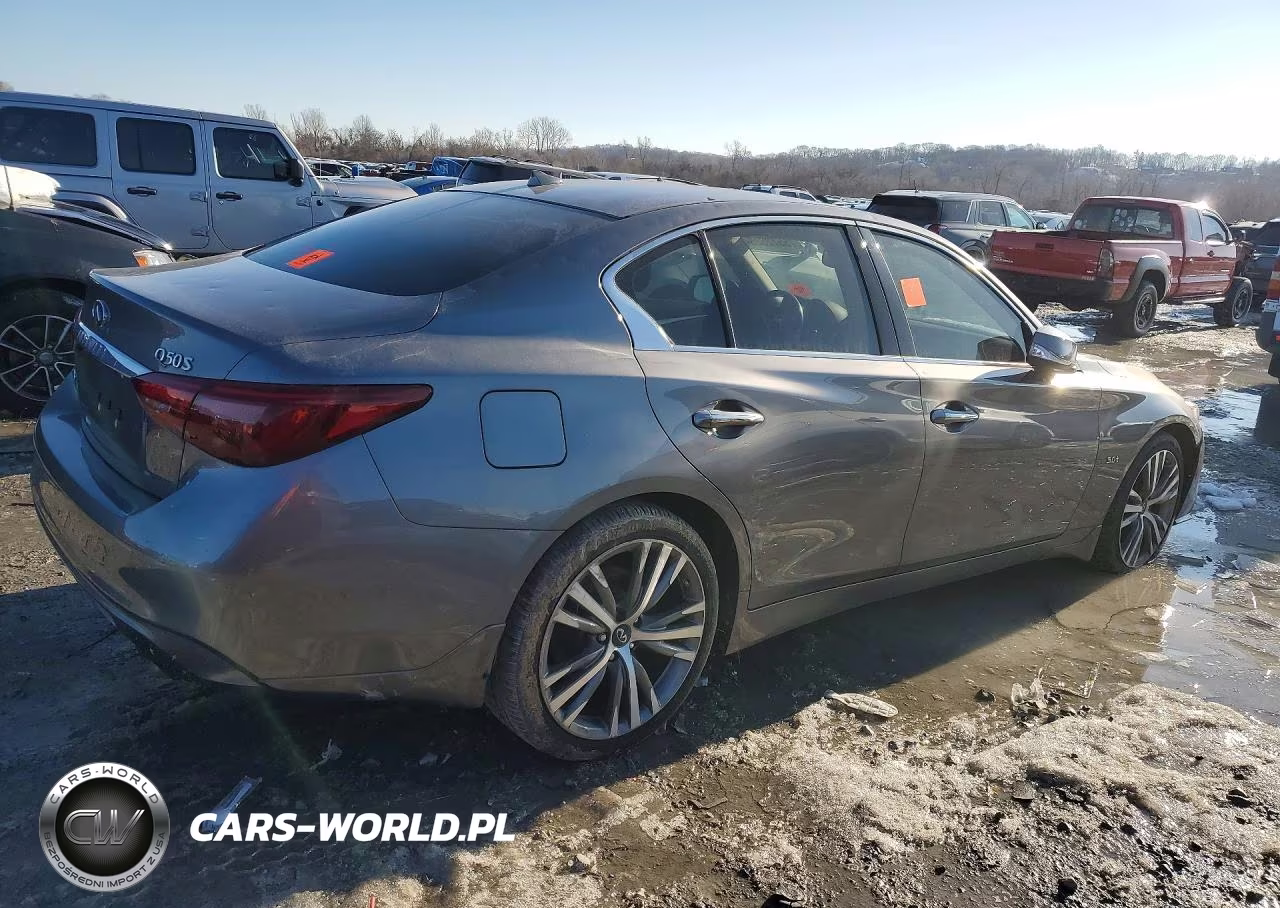 2018 Infiniti Q50 Luxe VIN:JN1EV7AR9JM433682 - 3
