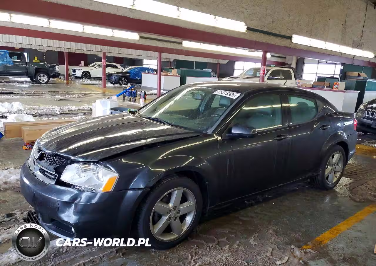 2011 Dodge Avenger Lux
