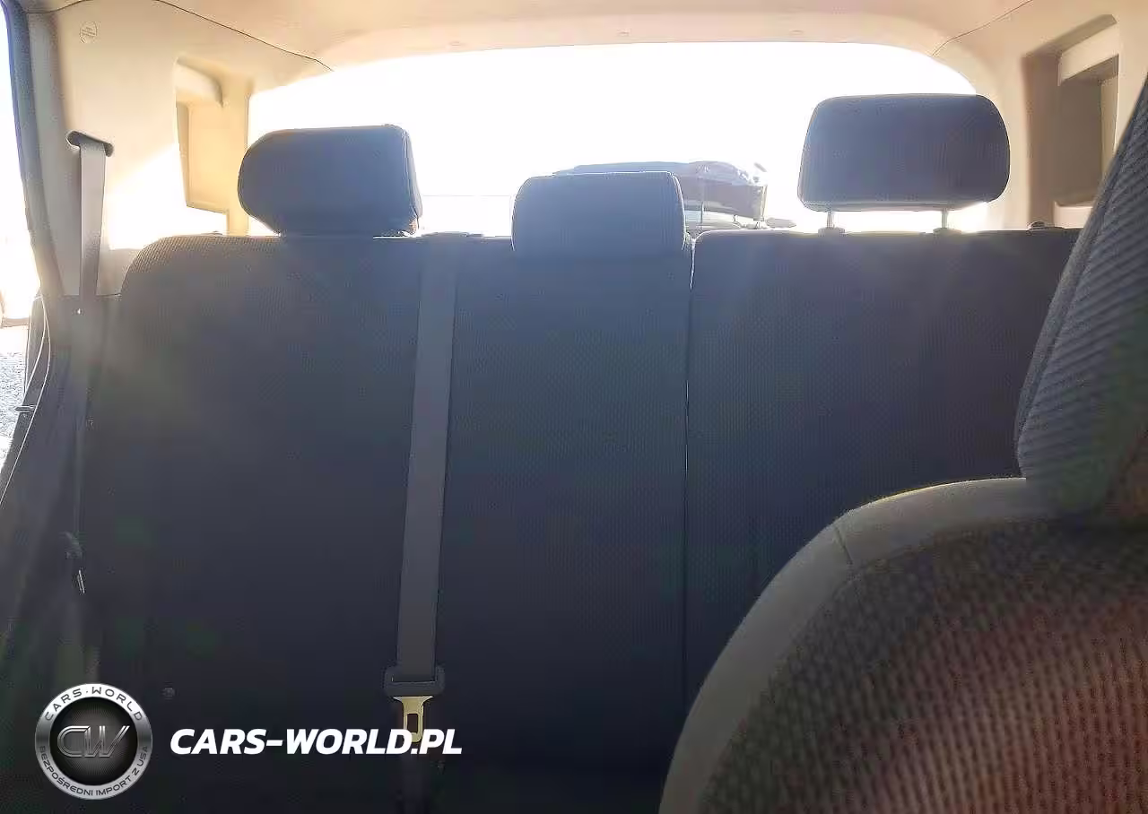 2009 Toyota Scion Xb VIN:JTLKE50E391073510 - 10