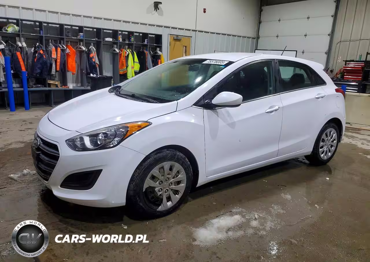 2017 Hyundai Elantra Gt Base