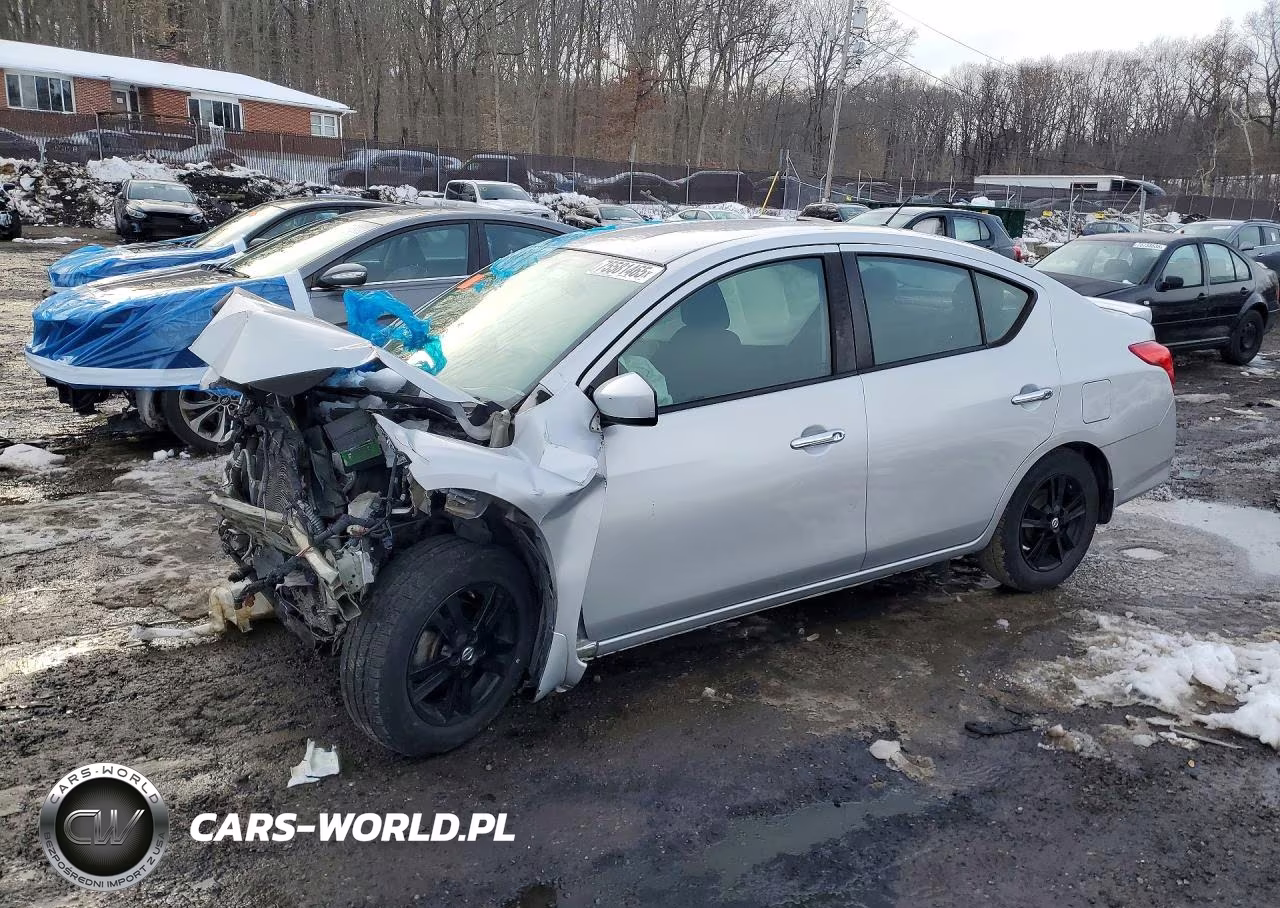 2019 Niss Versa