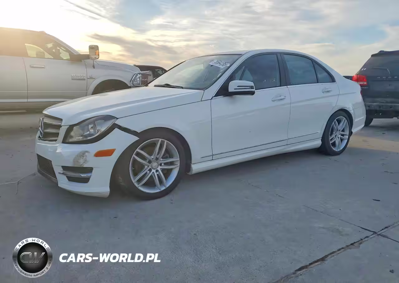 2013 Mercedes-Benz C 250