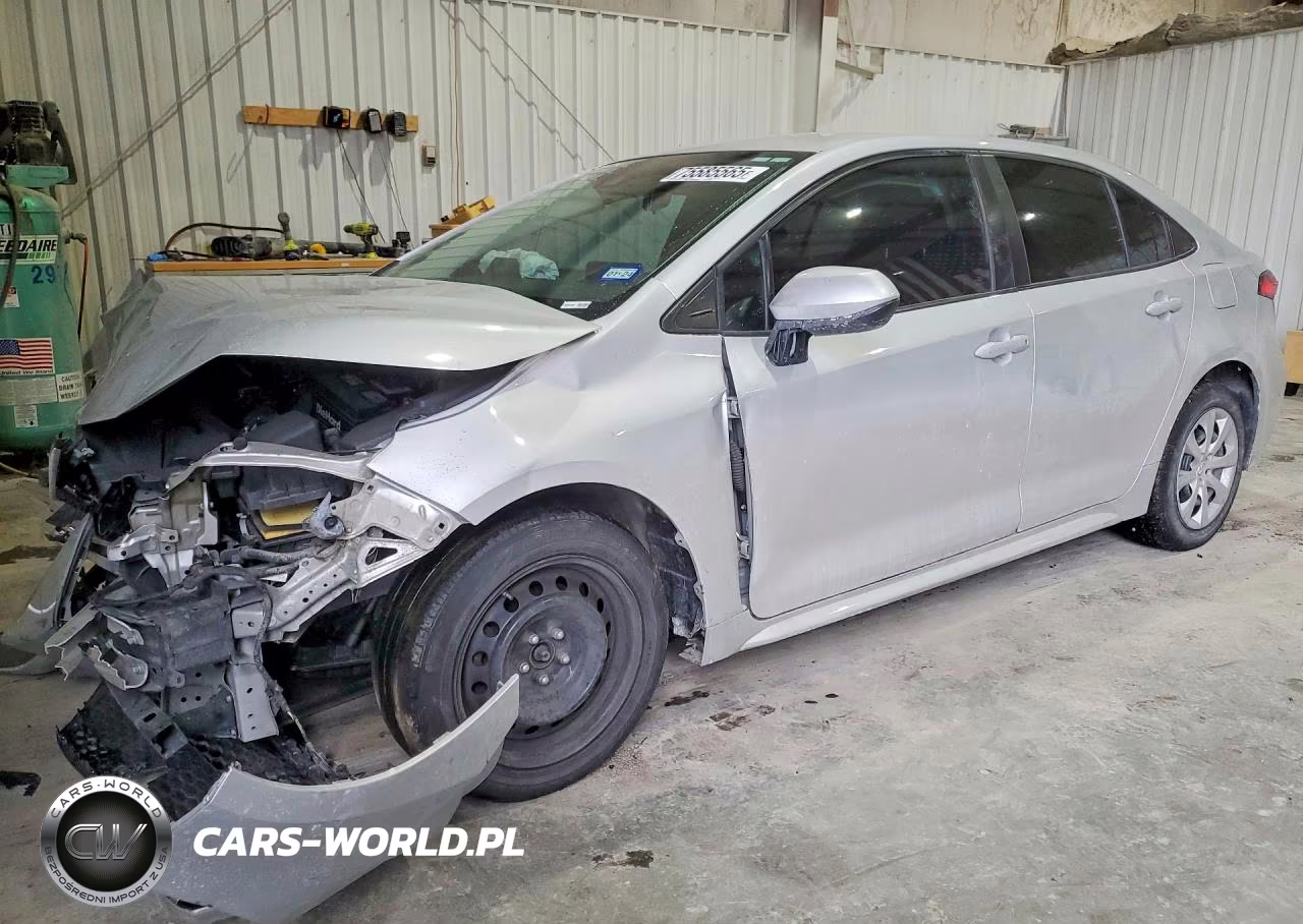 2021 Toyota Corolla Le – zdjęcie 1 z 13