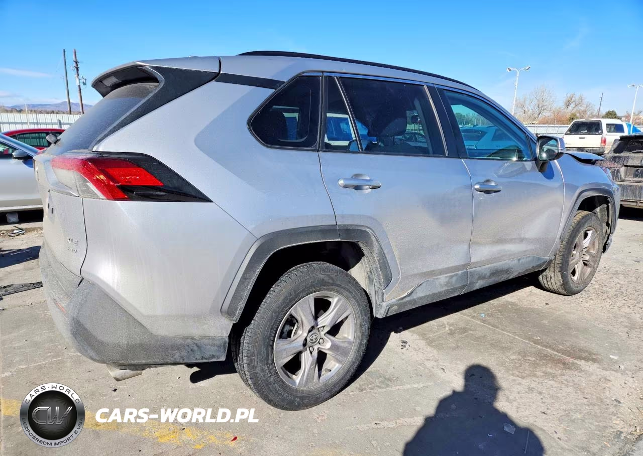 2022 Toyota Rav4 Xle VIN:2T3P1RFV7NC285481 - 3