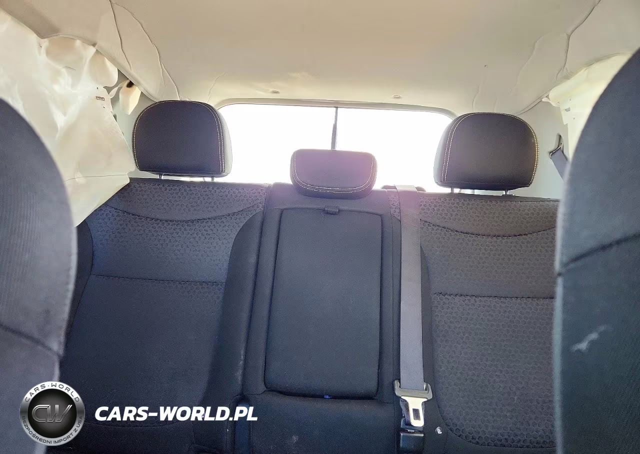 2015 Kia Soul + VIN:KNDJP3A52F7793703 - 10