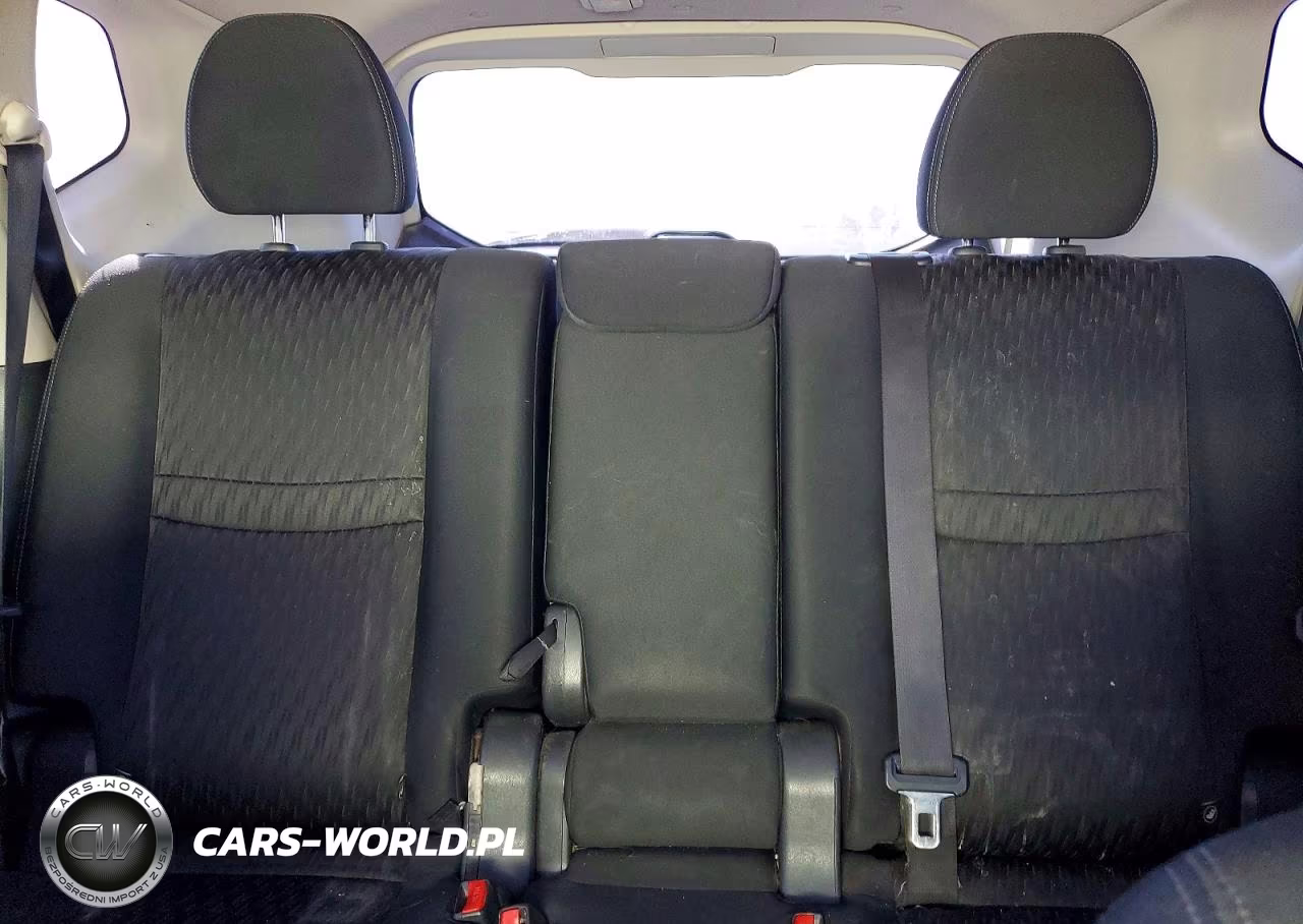 2017 Nissan Rogue S VIN:KNMAT2MT5HP550325 - 10
