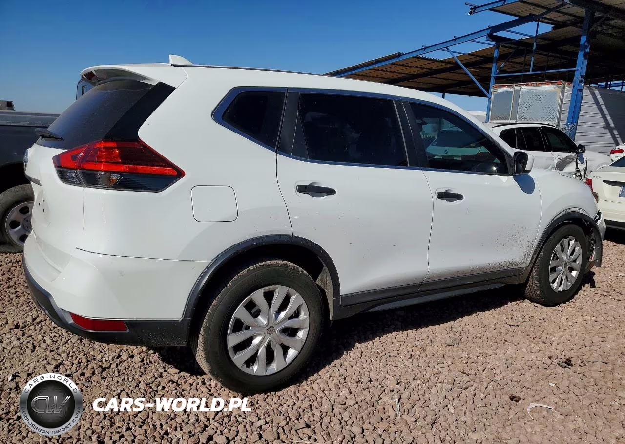 2017 Nissan Rogue S VIN:KNMAT2MT5HP550325 - 3