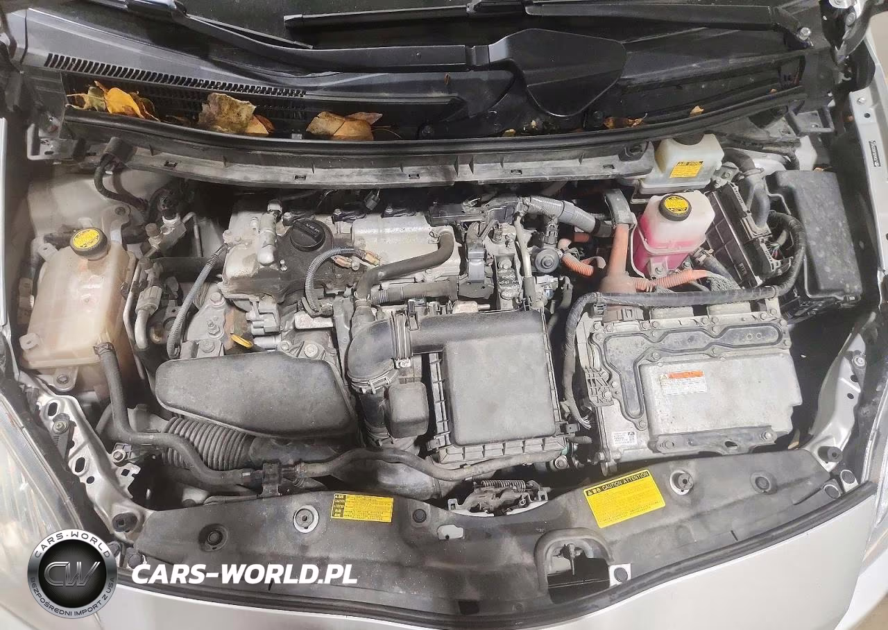 2011 Toyota Prius Three VIN:JTDKN3DUXB0256514 - 11