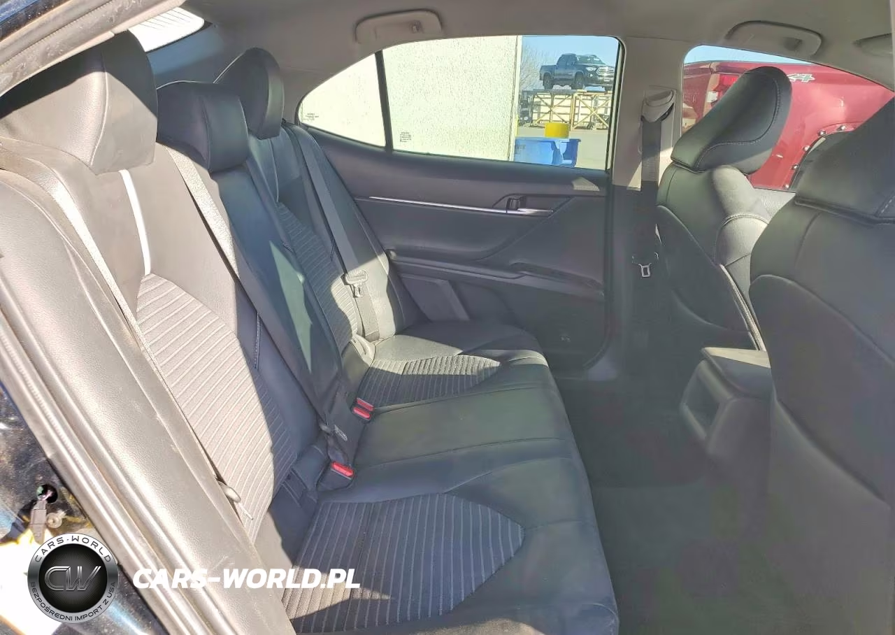 2019 Toyota Camry L VIN:4T1B11HK9KU708014 - 10