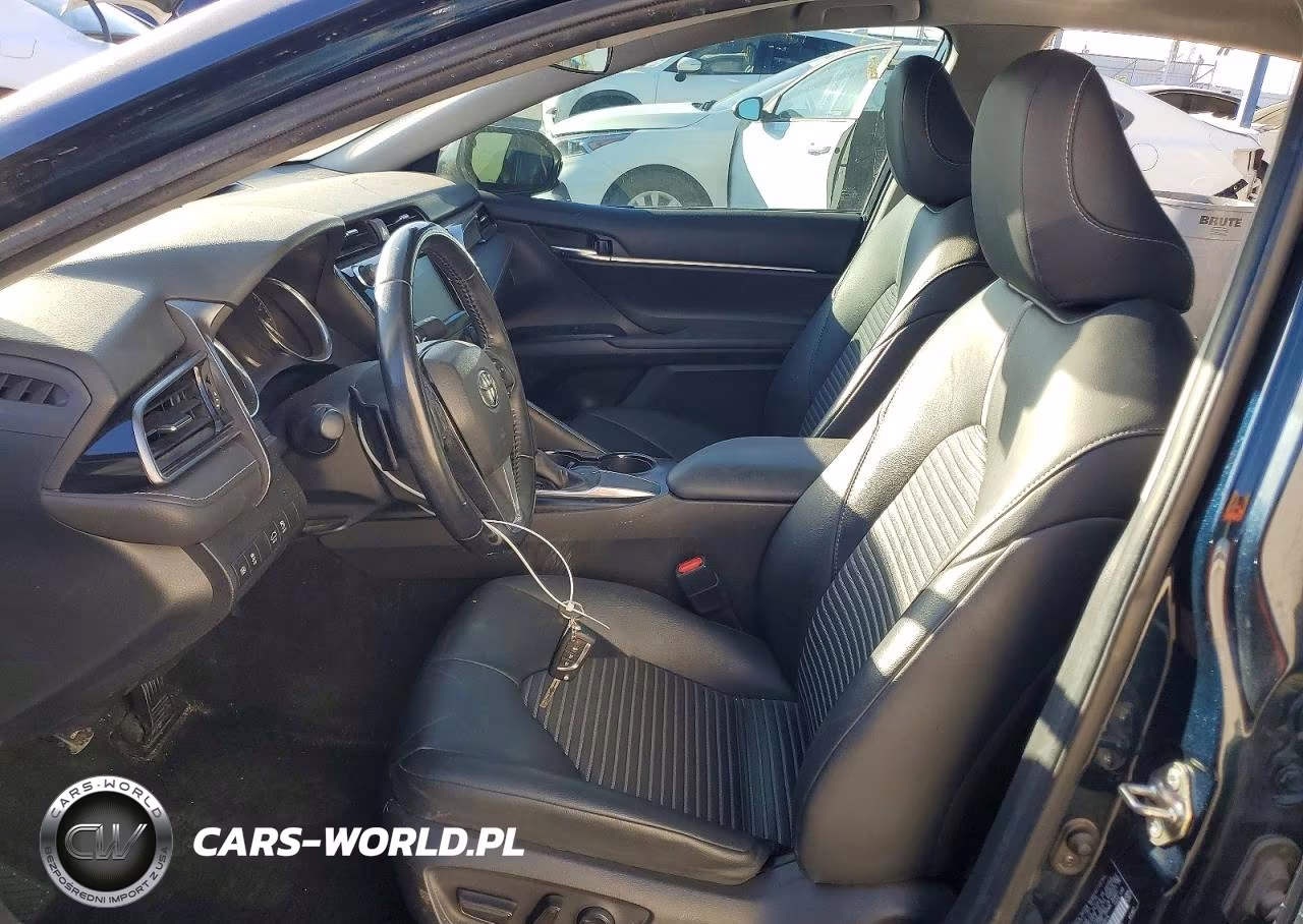 2019 Toyota Camry L VIN:4T1B11HK9KU708014 - 7