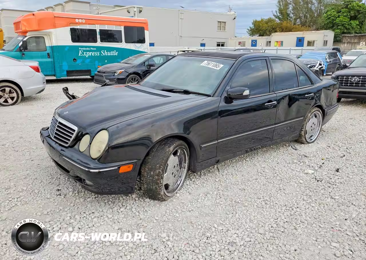 2001 Mercedes-Benz E 320
