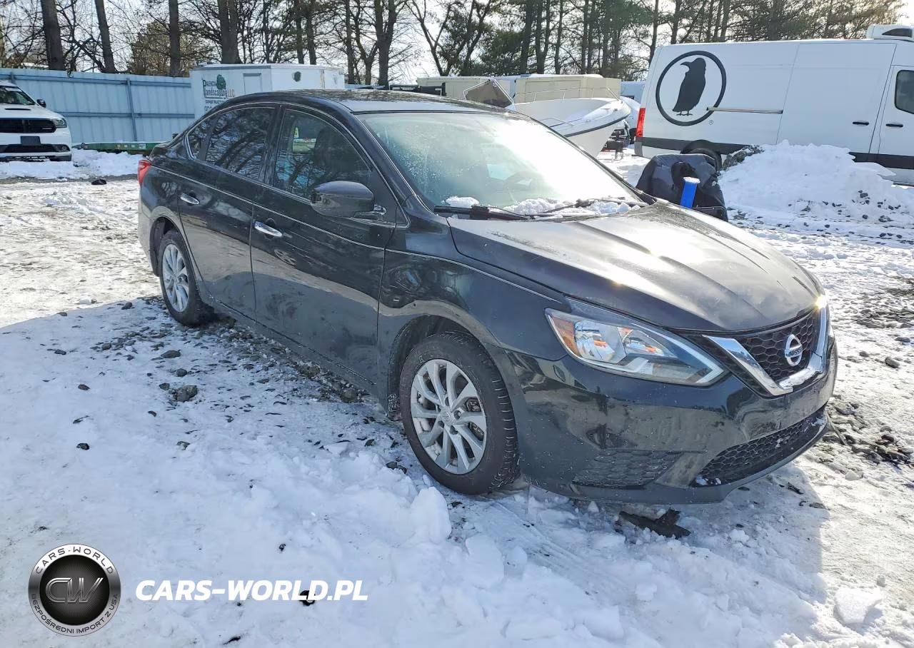 2018 Nissan Sentra S VIN:3N1AB7AP0JY211714 - 4