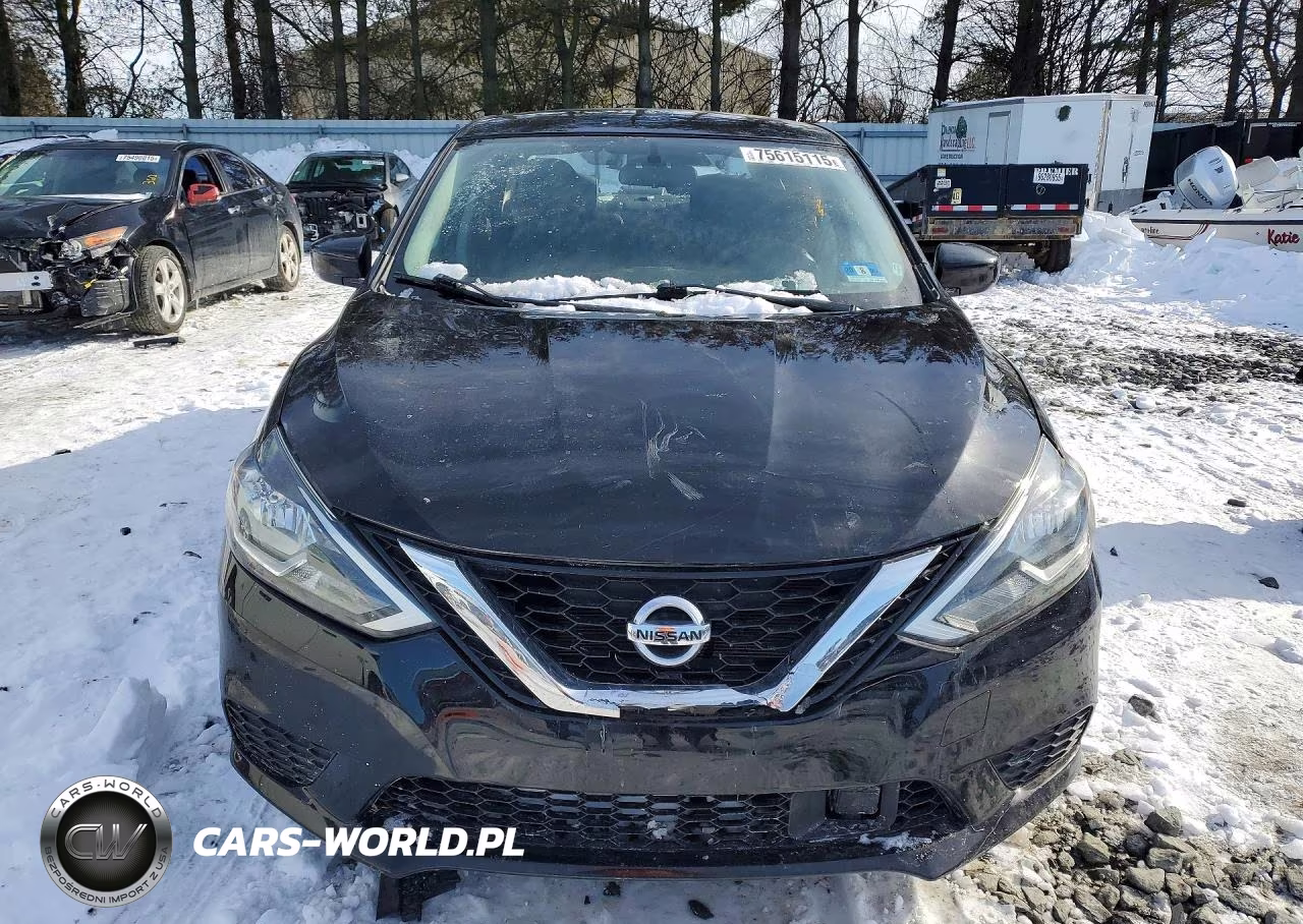 2018 Nissan Sentra S VIN:3N1AB7AP0JY211714 - 5