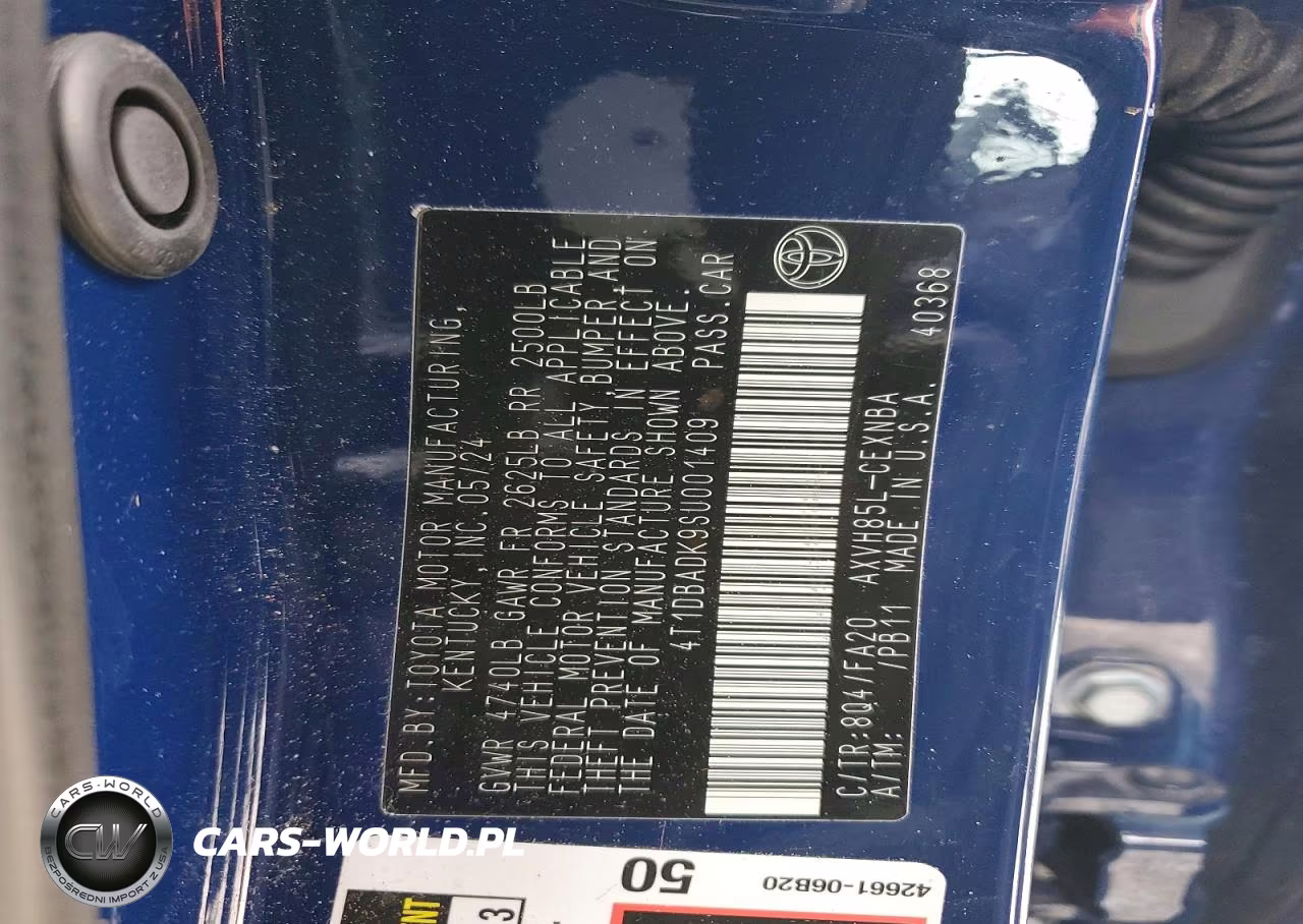 2025 Toyota Camry Le VIN:4T1DBADK9SU001409 - 12