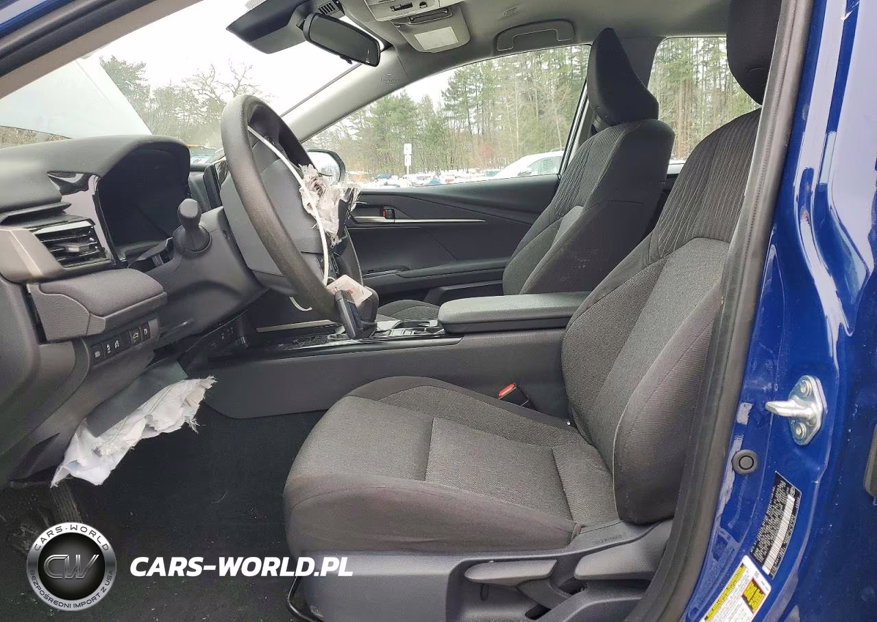 2025 Toyota Camry Le VIN:4T1DBADK9SU001409 - 7