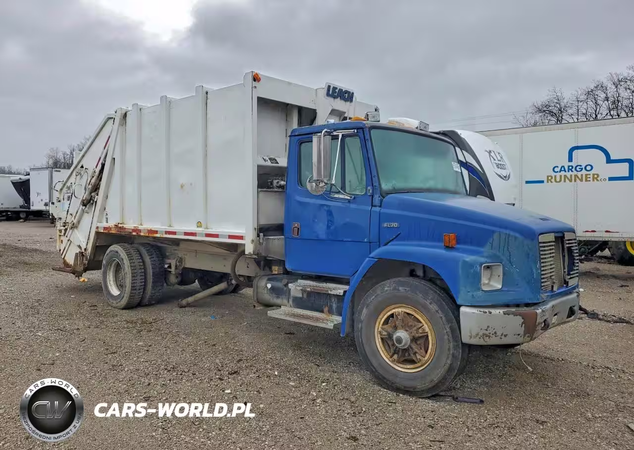 2001 Freightliner Medium Conventional Fl70