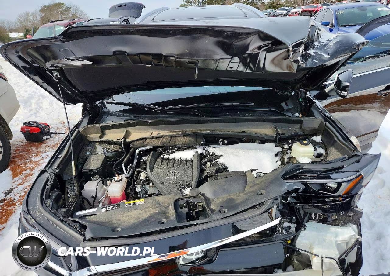 2024 Toyota Grand Highlander Xle VIN:5TDAAAB54RS010900 - 12