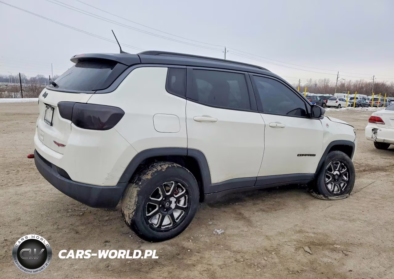 2018 Jeep Compass Trailhawk VIN:3C4NJDDB0JT451214 - 3