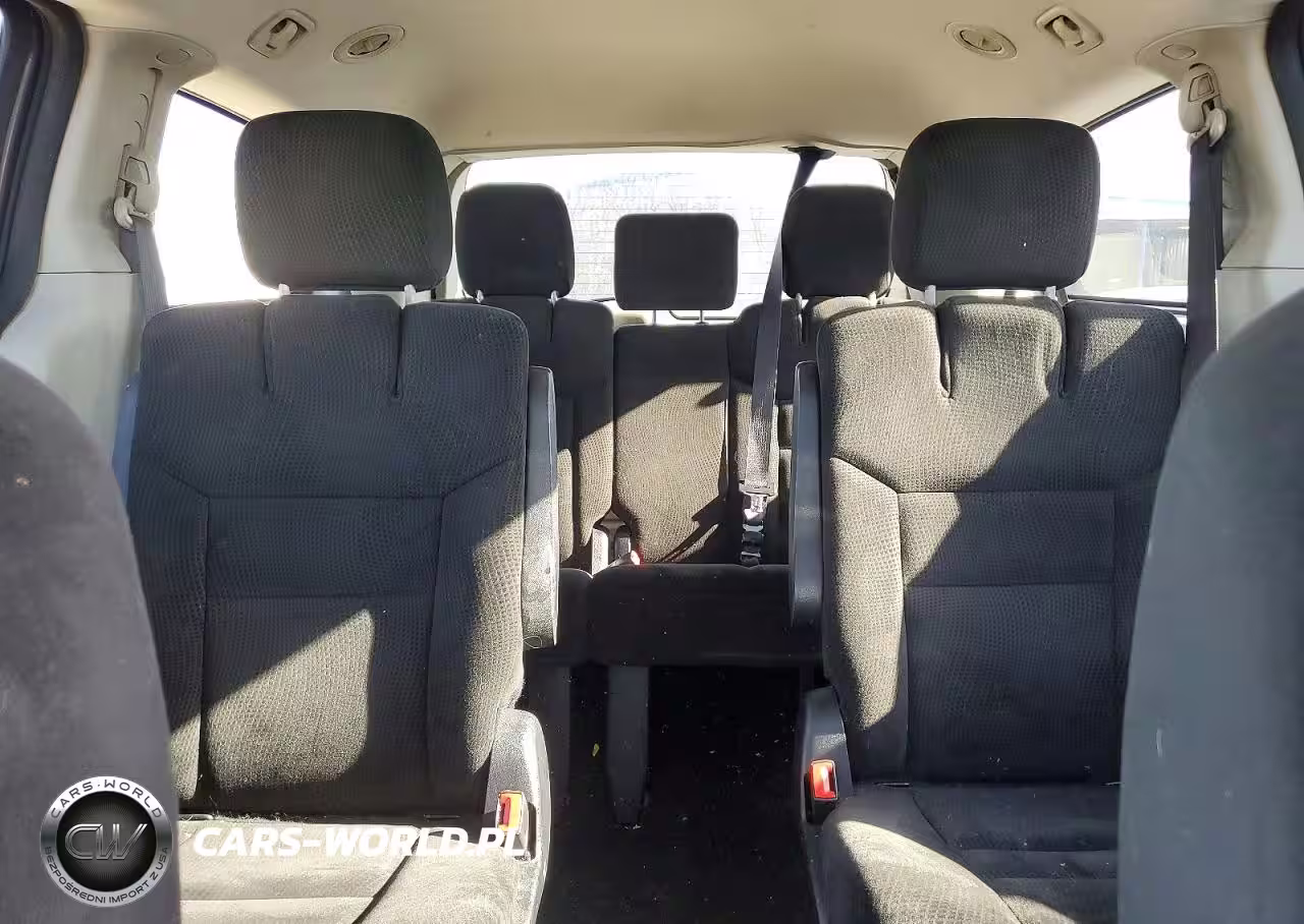 2016 Dodge Grand Caravan Sxt VIN:2C4RDGCGXGR180259 - 10