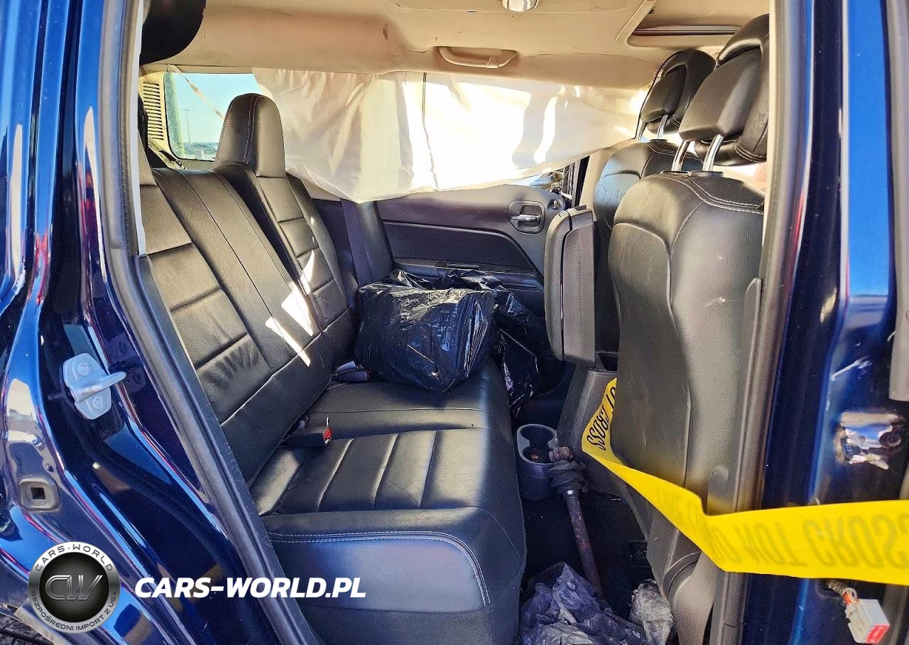 2015 Jeep Patriot Latitude VIN:1C4NJPFA5FD430359 - 11