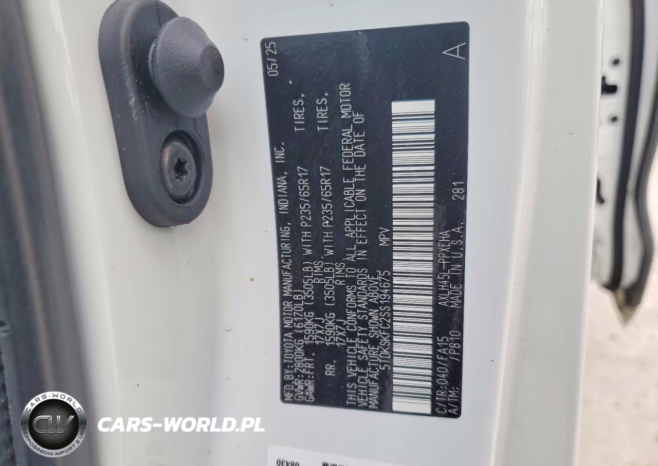 2025 Toyota Sienna Le VIN:5TDKSKFC2SS194675 - 13