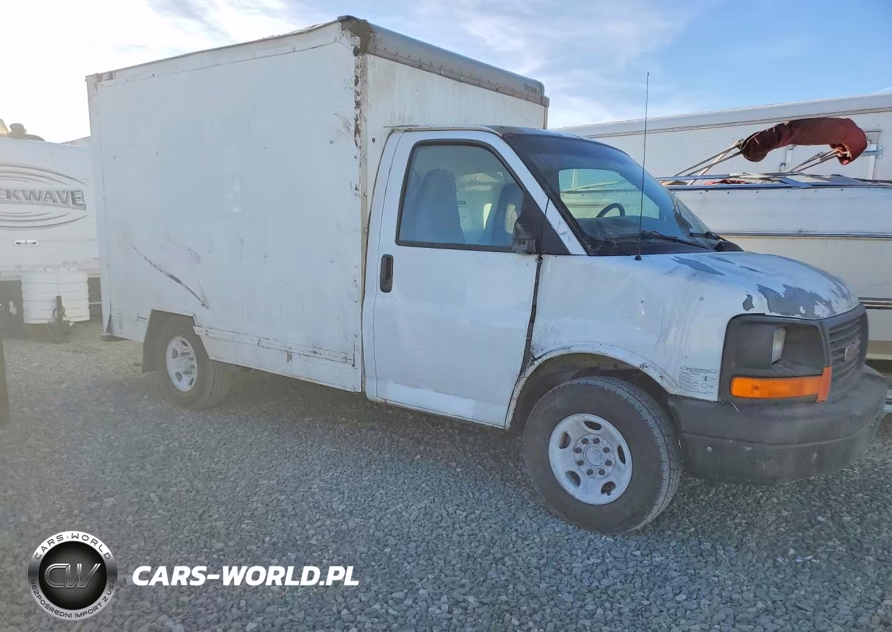 2004 GMC Savana Box Truck VIN:1GDGG31V241902294 - 4
