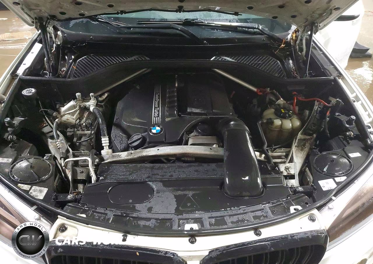 2018 BMW X5 xDrive35I VIN:5UXKR0C59J0X85611 - 11